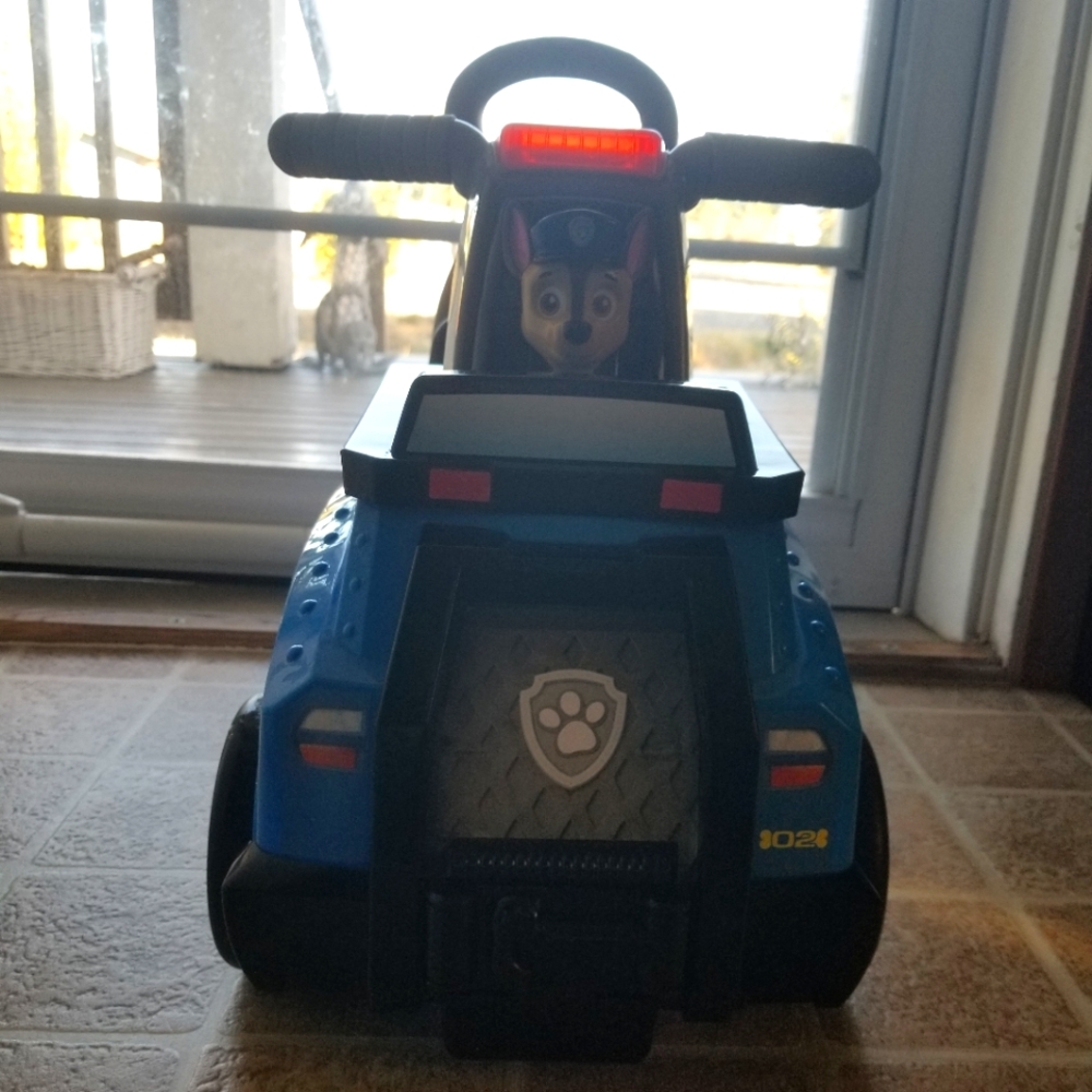 Paw Patrol Chase Cruiser Ride On Car